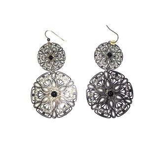 Earrings black and silver